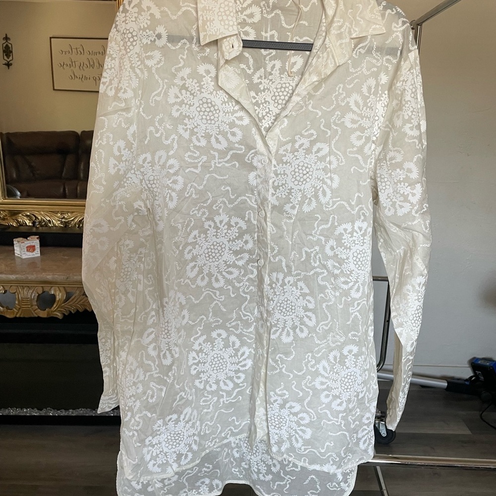Sissa White Long Sleeve Button Down Shirt with Notched Collar